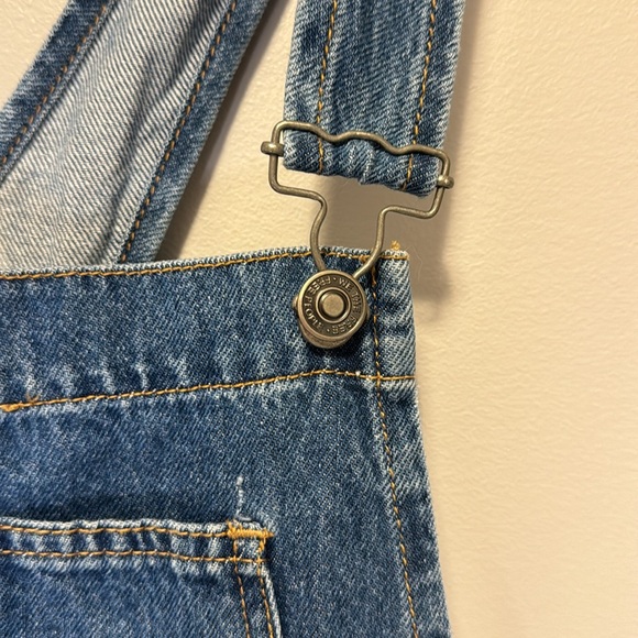 Women’s We The Free Ziggy Shortalls - Picture 3 of 8